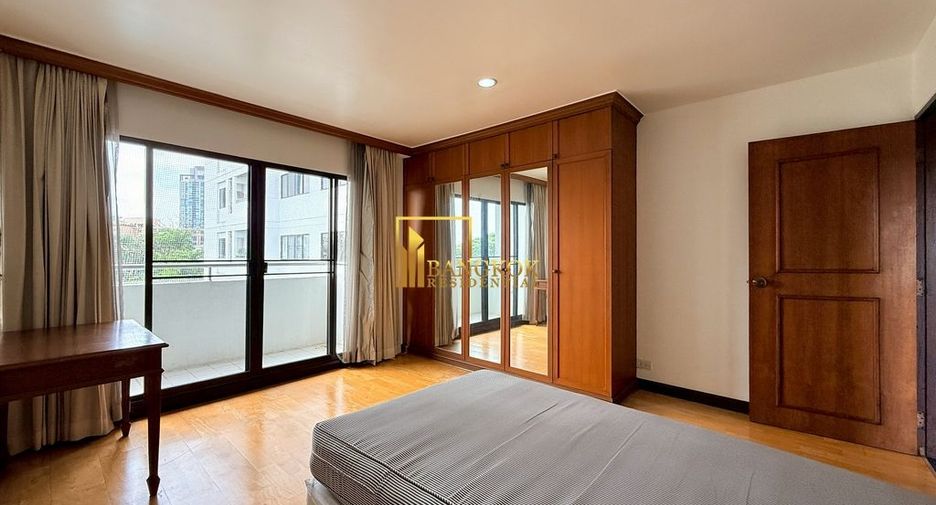For rent 3 ベッドルーム condo in Yan Nawa, Bangkok