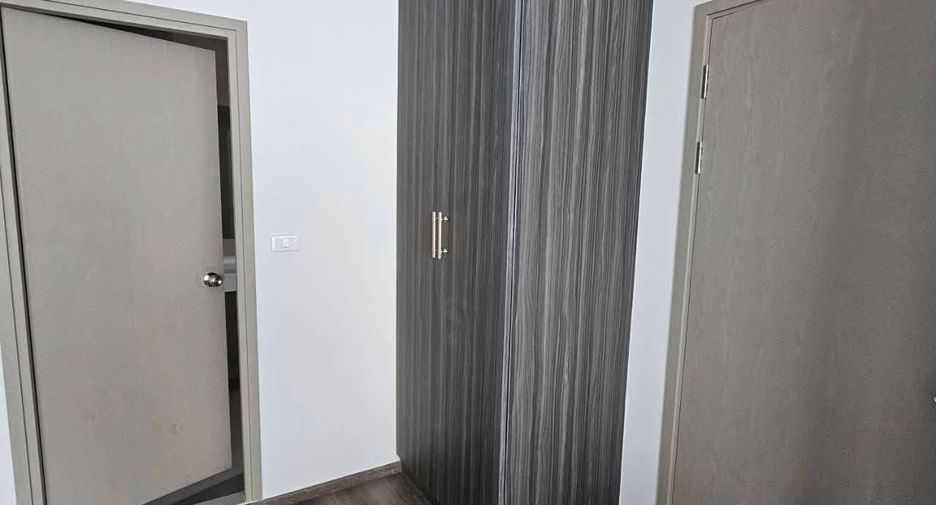 À louer et à vendre 2 chambres condo à Huai Khwang, Bangkok