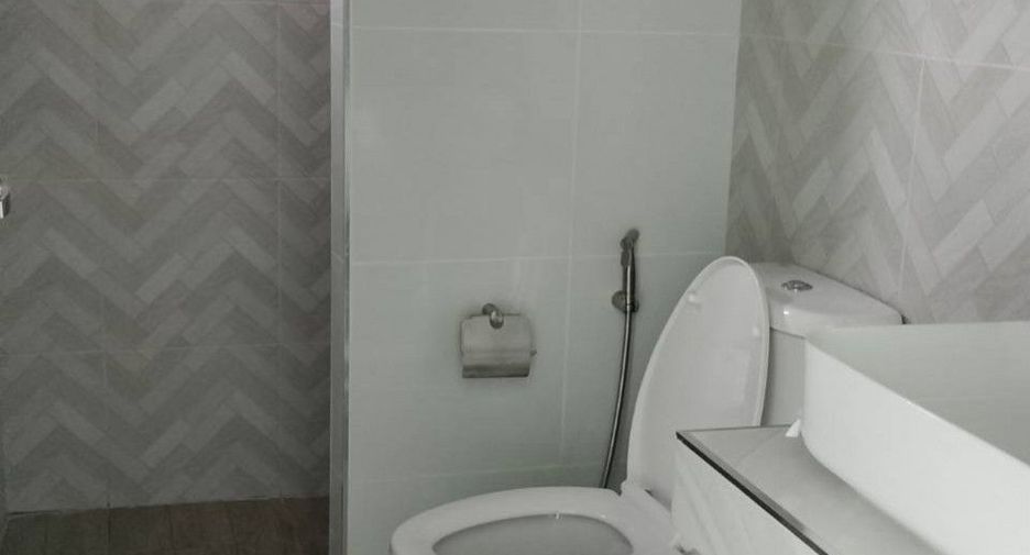 For sale 2 bedrooms house in Mueang Phitsanulok, Phitsanulok