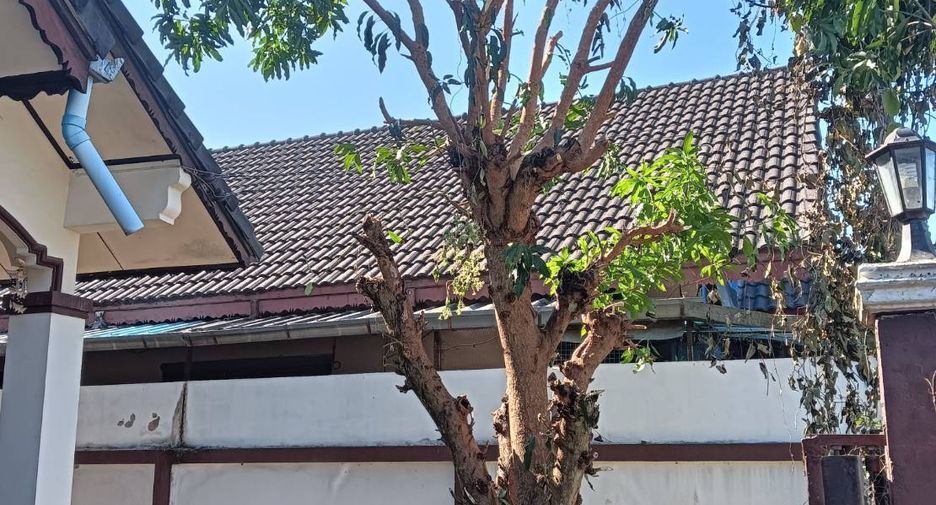 For sale 2 bedrooms house in Mueang Lampang, Lampang