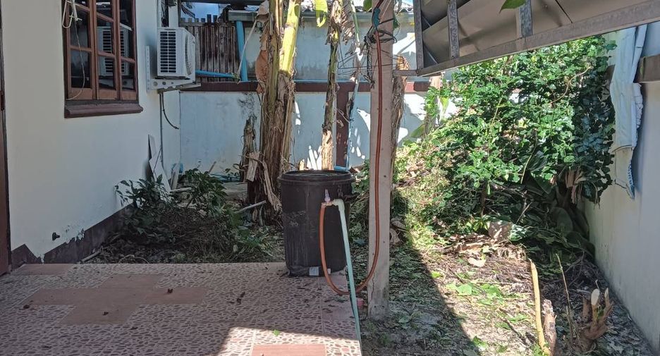 For sale 2 bedrooms house in Mueang Lampang, Lampang