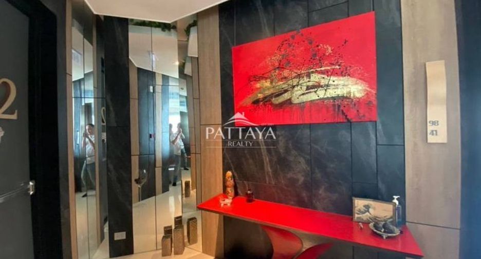 For sale 3 ベッドルーム condo in Bang Lamung, Chonburi