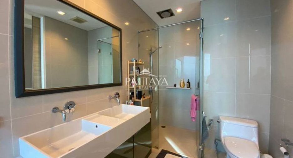For sale 3 ベッドルーム condo in Bang Lamung, Chonburi