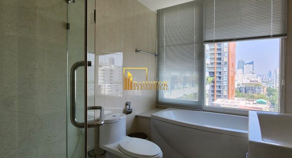 À louer et à vendre 2 chambres condo à Watthana, Bangkok