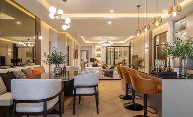 For sale 4 bedrooms condo in Watthana, Bangkok