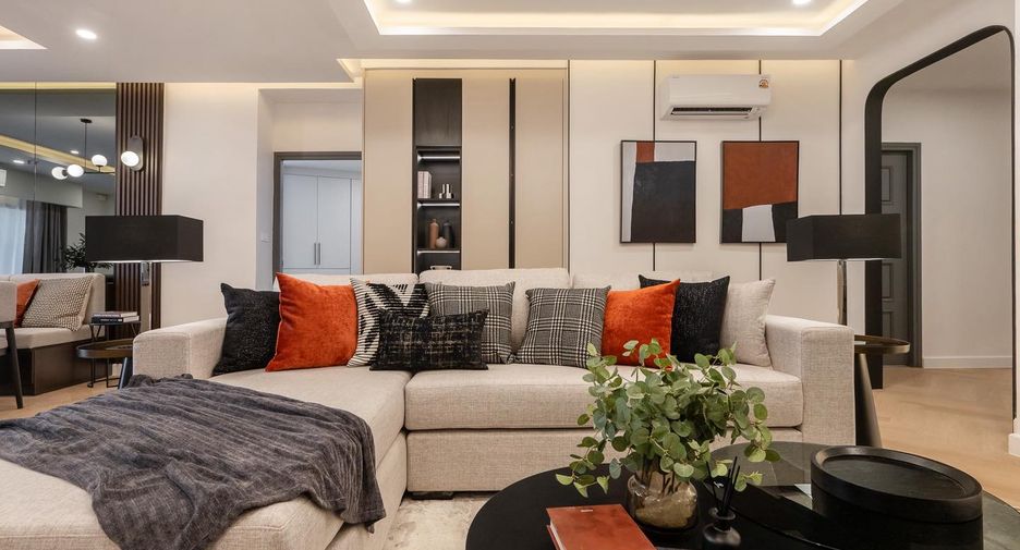 Wohnung zum Kauf mit 4 Zimmer in Watthana, Bangkok