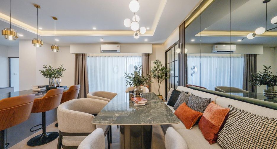 Wohnung zum Kauf mit 4 Zimmer in Watthana, Bangkok