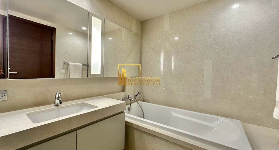 For rent and for sale 1 bed condo in Watthana, Bangkok