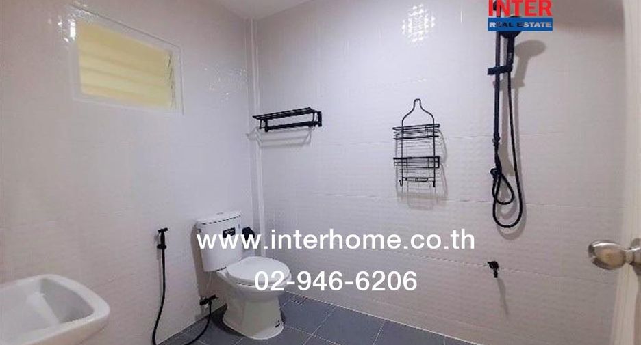 For sale 3 bedrooms townhouse in Thanyaburi, Pathum Thani
