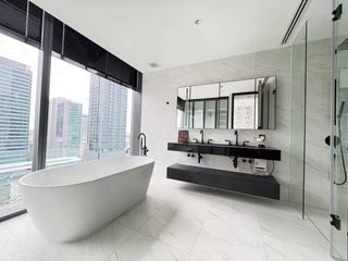 For rent 2 bedrooms condo in Sathon, Bangkok