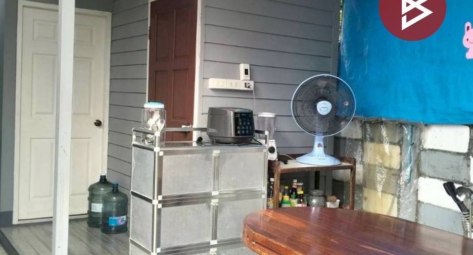 For sale 22 bedrooms townhouse in Sattahip, Chonburi