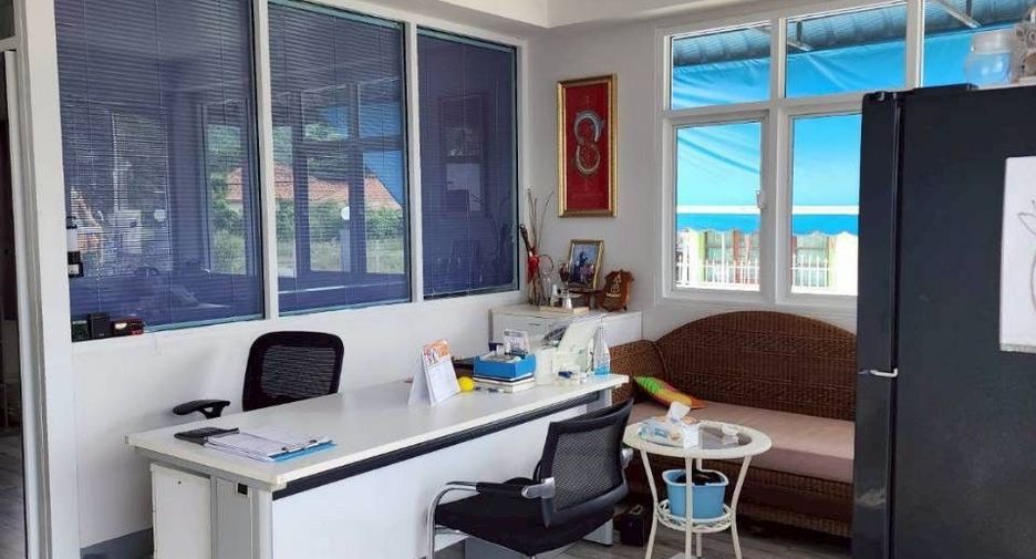 For sale 22 bedrooms townhouse in Sattahip, Chonburi