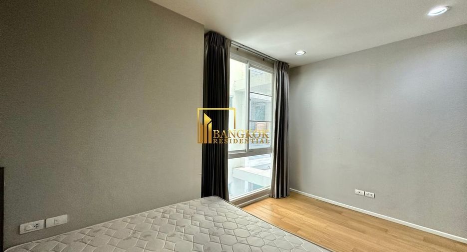 For rent and for sale 2 bedrooms condo in Watthana, Bangkok
