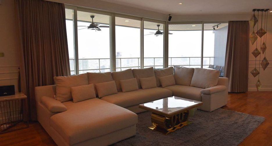 For sale 4 bedrooms condo in Bang Kho Laem, Bangkok