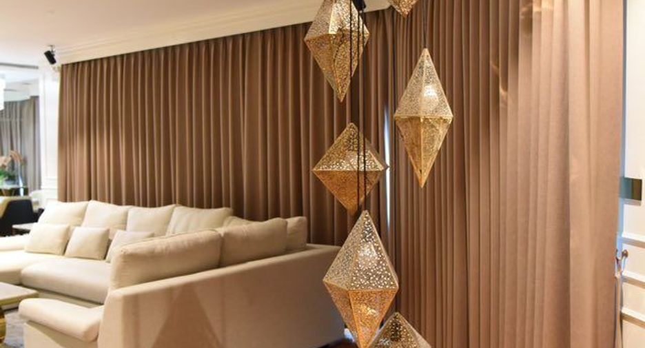 For sale 4 bedrooms condo in Bang Kho Laem, Bangkok
