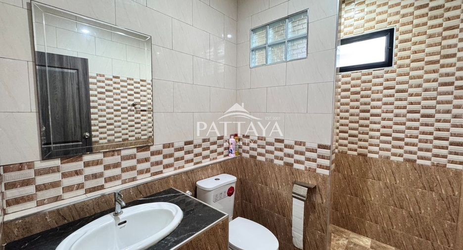 For rent 3 bedrooms house in Bang Lamung, Chonburi
