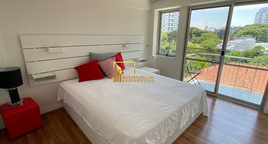 For rent and for sale 2 bedrooms condo in Watthana, Bangkok