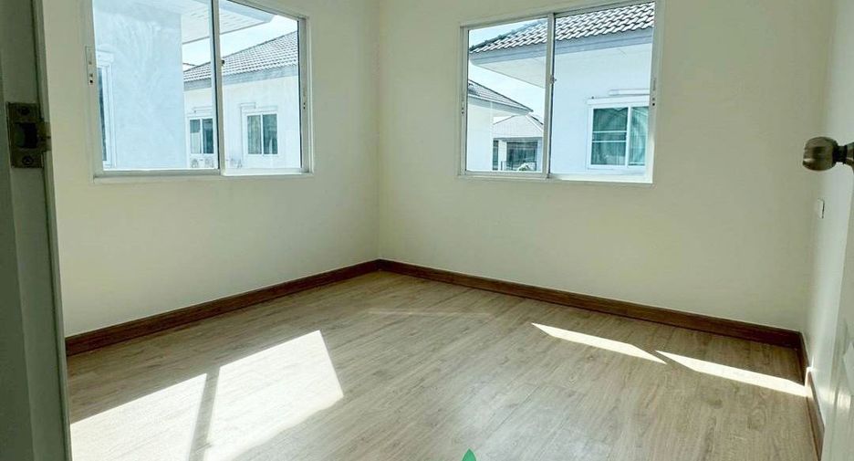 出售 3 卧室 独立屋 在 Sam Phran, Nakhon Pathom
