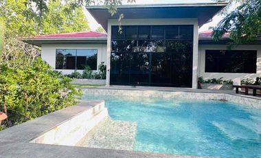 À vendre 4 chambres maison à Sattahip, Chonburi