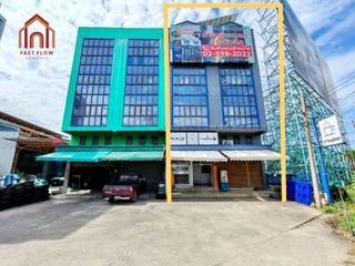 出售 10 卧室 商业空间 在 Mueang Pathum Thani, Pathum Thani