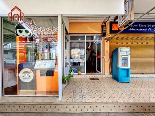 出售 10 卧室 商业空间 在 Mueang Pathum Thani, Pathum Thani