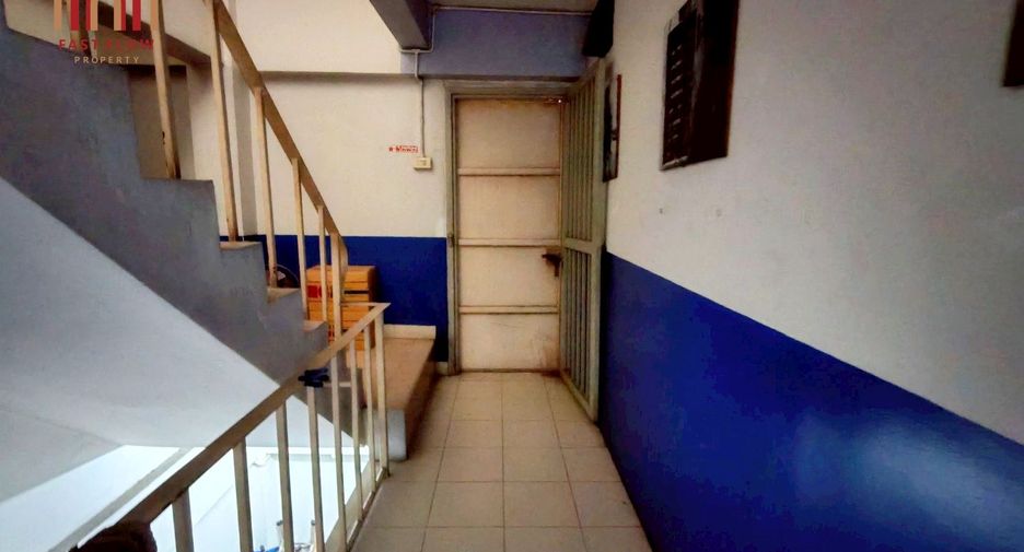 À vendre 10 chambres local commercial à Mueang Pathum Thani, Pathum Thani