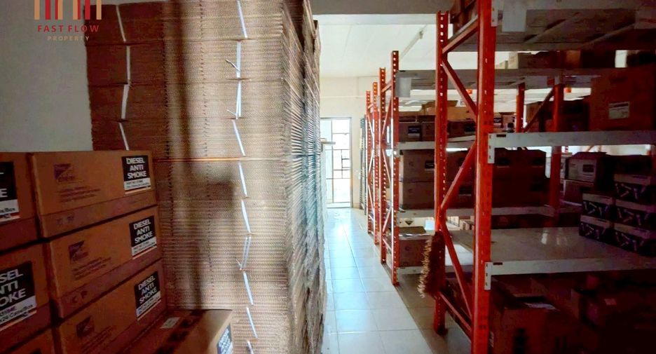 À vendre 10 chambres local commercial à Mueang Pathum Thani, Pathum Thani