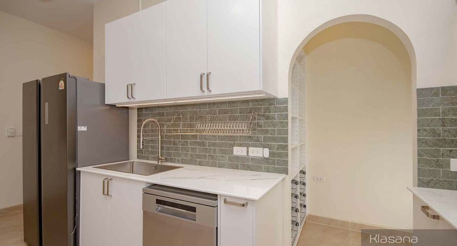 Villa en venta de 4 habitaciones en Mueang Krabi, Krabi