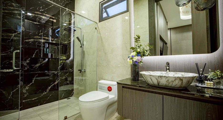 For sale 6 bedrooms house in Bang Lamung, Chonburi