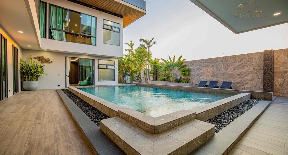 For sale 6 bedrooms house in Bang Lamung, Chonburi