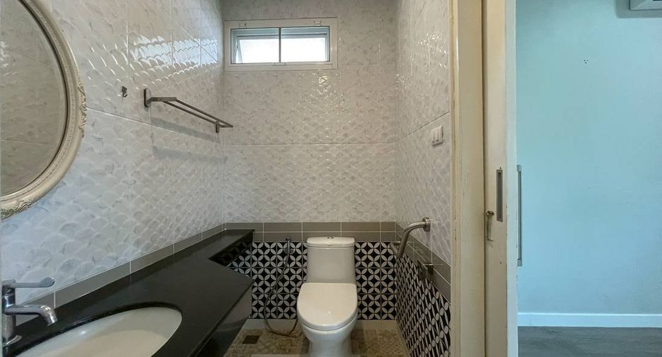 Casa en venta de 3 habitaciones en Hang Dong, Chiang Mai