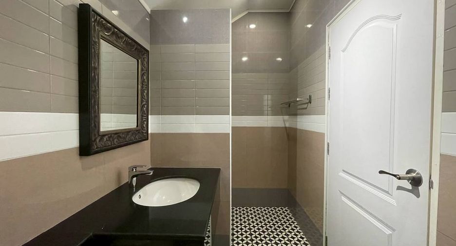 Casa en venta de 3 habitaciones en Hang Dong, Chiang Mai