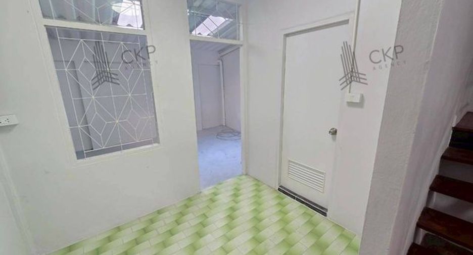 À vendre 2 chambres maison de ville à Chatuchak, Bangkok