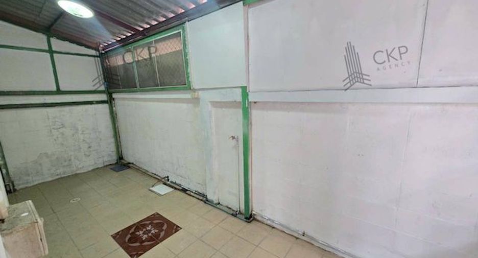 For sale 2 bedrooms house in Khlong Luang, Pathum Thani
