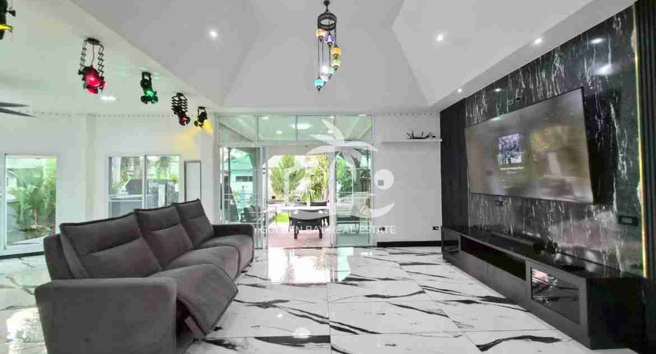 For sale 3 ベッドルーム house in Bang Lamung, Chonburi