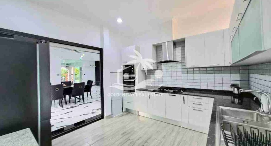 For sale 3 ベッドルーム house in Bang Lamung, Chonburi