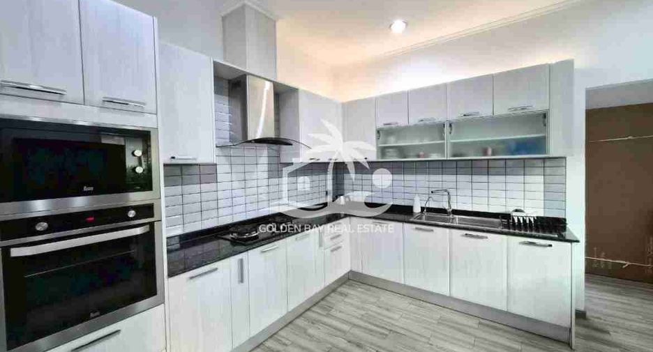 For sale 3 ベッドルーム house in Bang Lamung, Chonburi