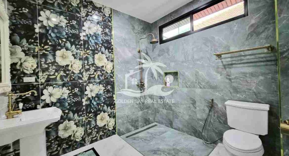 For sale 3 ベッドルーム house in Bang Lamung, Chonburi