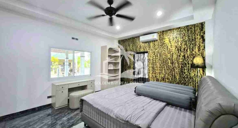 For sale 3 ベッドルーム house in Bang Lamung, Chonburi