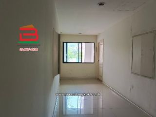 For sale 1 bed condo in Saphan Sung, Bangkok