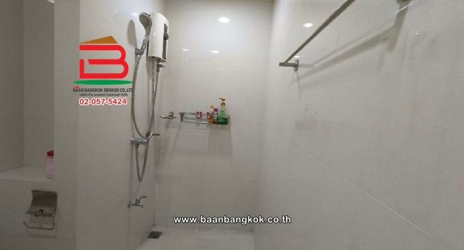 For sale 1 bed condo in Saphan Sung, Bangkok