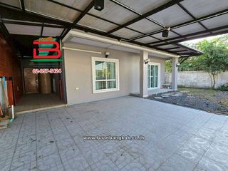 For sale 4 bedrooms house in Nong Chok, Bangkok