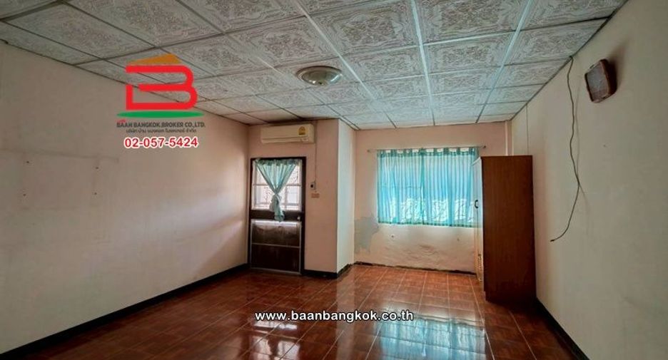 For sale 2 bedrooms townhouse in Thanyaburi, Pathum Thani