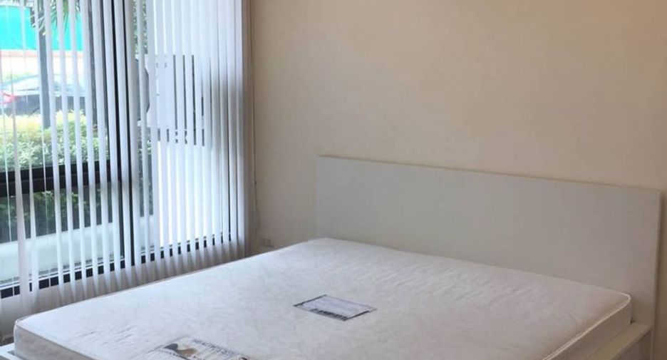 À vendre 1 chambre bureau à Si Racha, Chonburi