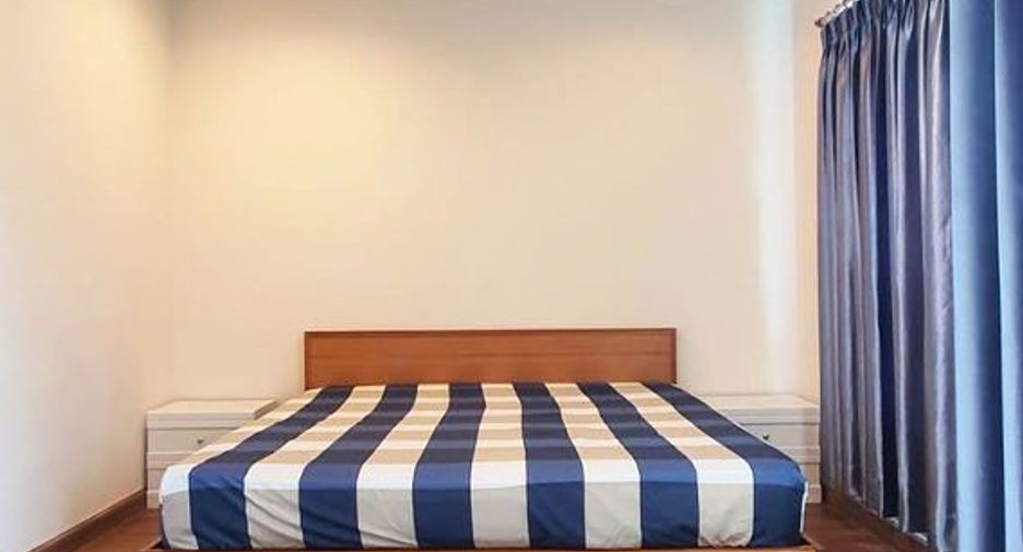 Reihenhaus zur Miete mit 3 Zimmer in Suan Luang, Bangkok