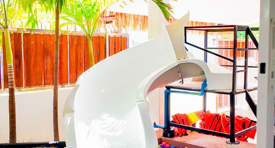 For sale 3 ベッドルーム villa in Bang Lamung, Chonburi