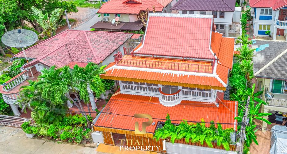 For sale 3 ベッドルーム villa in Bang Lamung, Chonburi