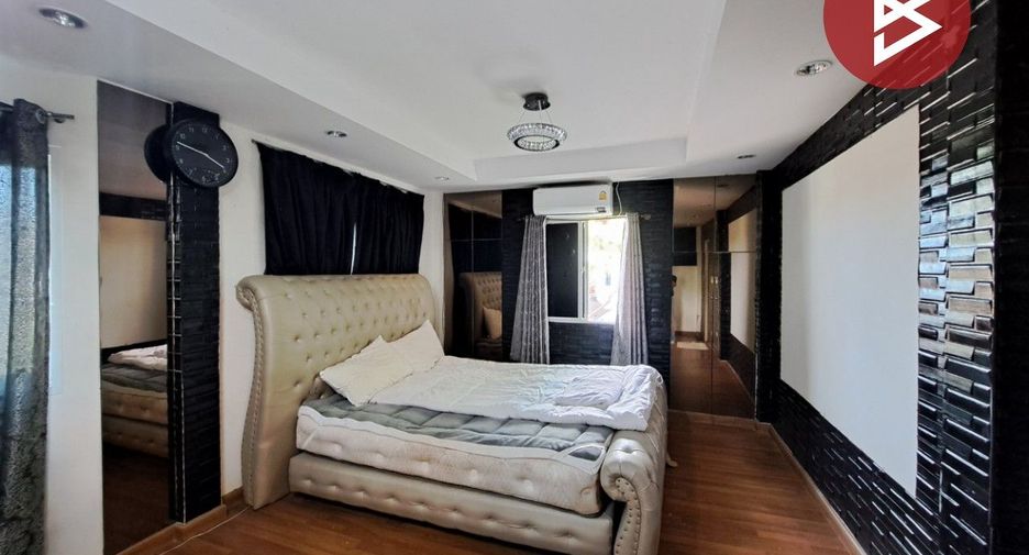For sale 3 bedrooms house in Bang Bo, Samut Prakan
