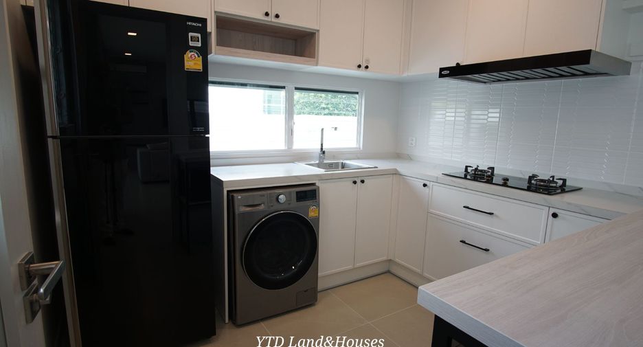 For rent 3 bedrooms house in Bang Phli, Samut Prakan