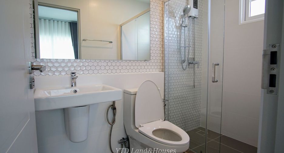For rent 3 bedrooms house in Bang Phli, Samut Prakan